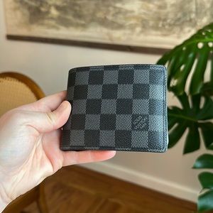 Louis Vuitton Mens Wallet - NWOT